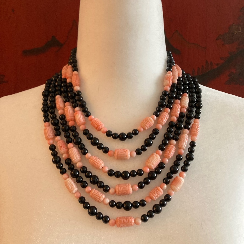 Statement Necklace - Silk Velour/
Sateen Folder